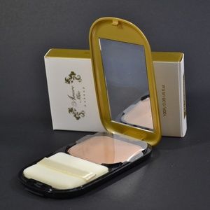 OROGOLD Amore Mio 24K Compact Foundation LCF-04
